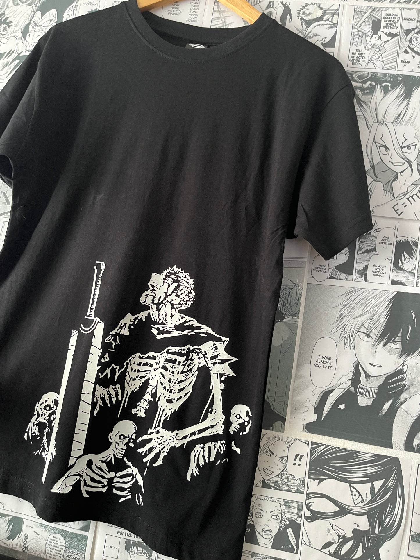 Remera Zombie Guts - Berserk