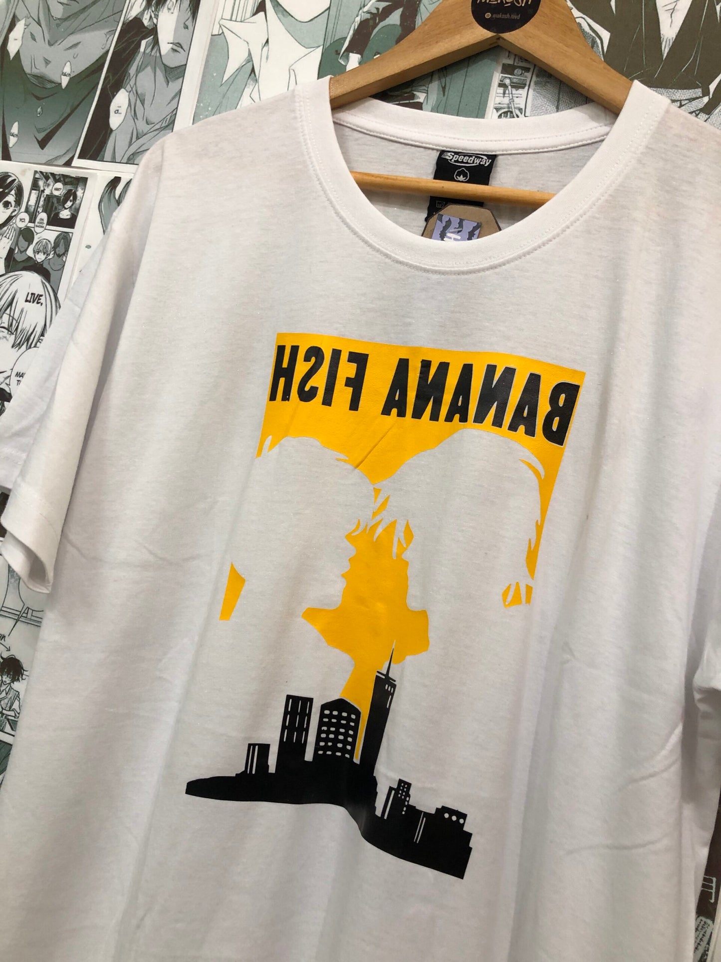 Remera Siluetas Banana fish